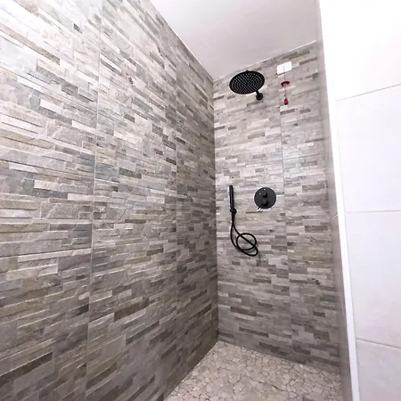 Il Moro Sulla Via Del Ponte Vendégház Sellano