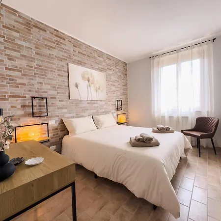 Vendégház Il Moro Sulla Via Del Ponte 3*