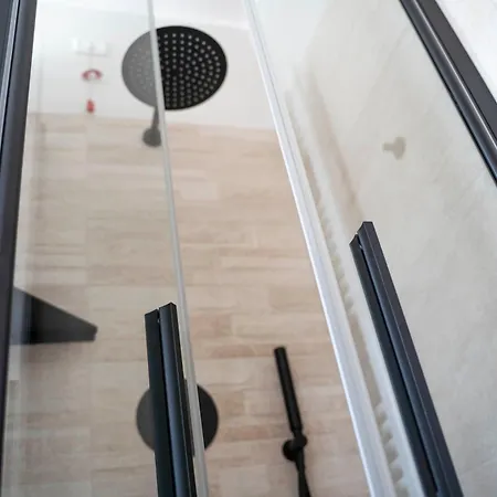 Il Moro Sulla Via Del Ponte 3*