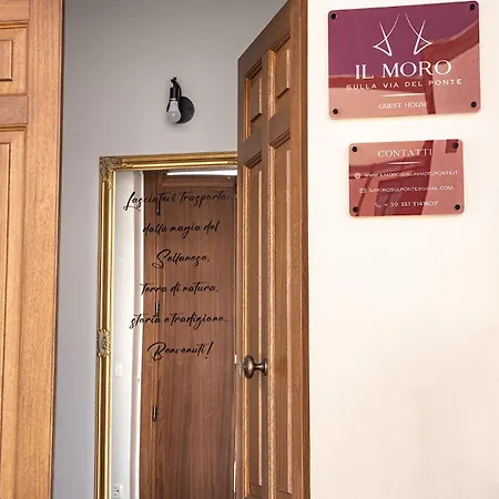 Il Moro Sulla Via Del Ponte 3*