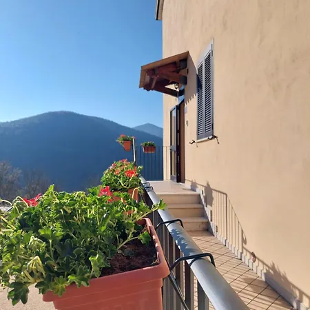 Il Moro Sulla Via Del Ponte Sellano