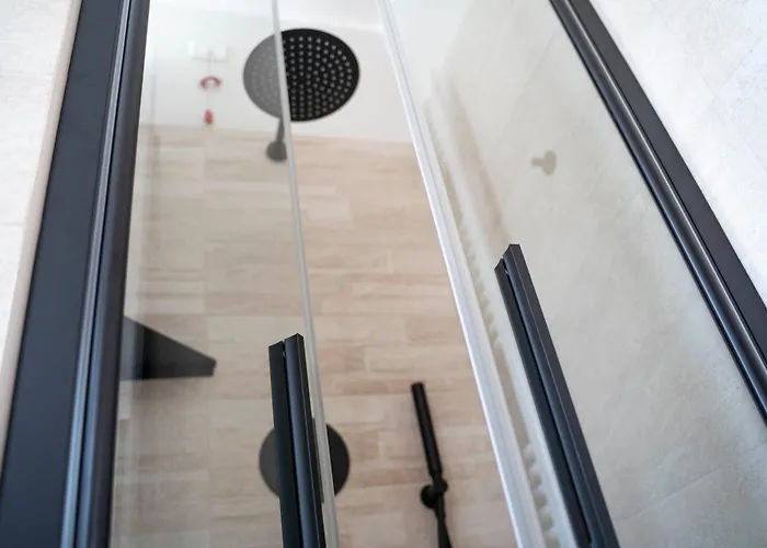 Il Moro Sulla Via Del Ponte 3*