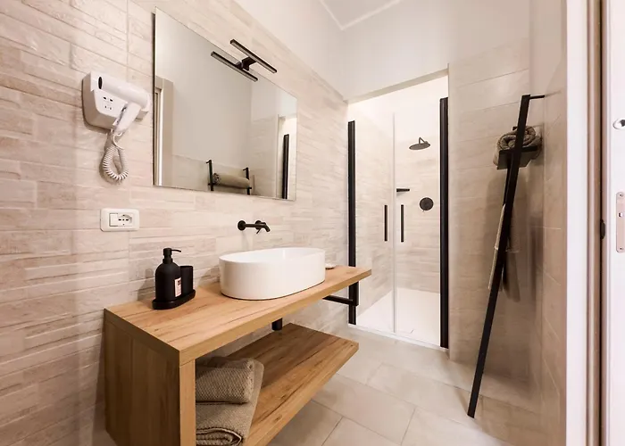 Il Moro Sulla Via Del Ponte 3*