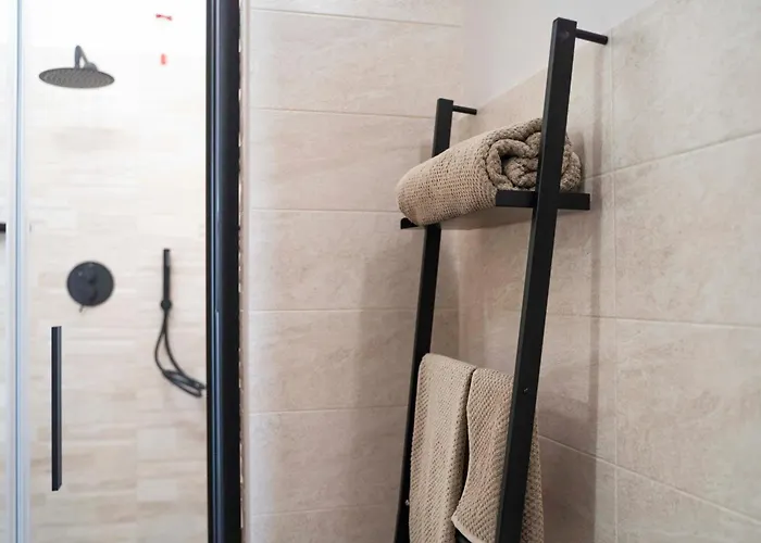 Il Moro Sulla Via Del Ponte Sellano