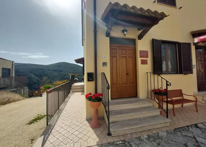 Il Moro Sulla Via Del Ponte Pensjonat Sellano