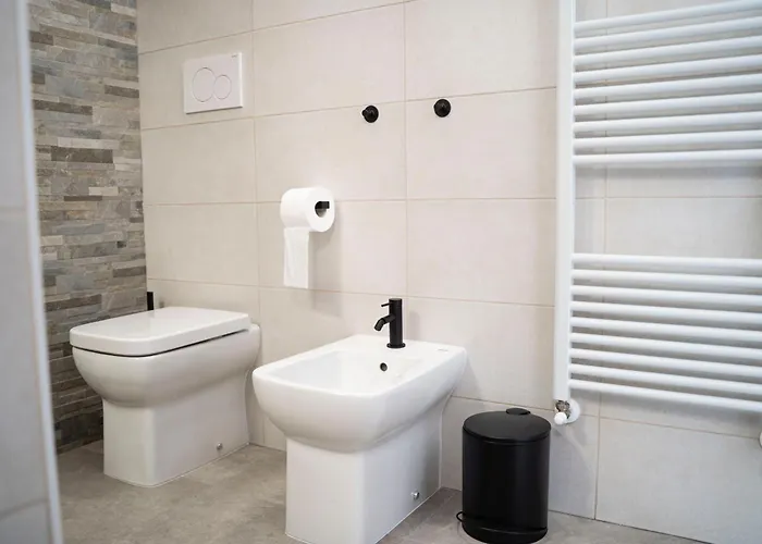 Il Moro Sulla Via Del Ponte 3*